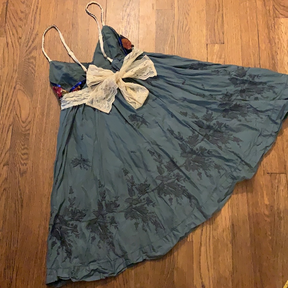 Free People Olive green Vintage floral & beaded dress size 6